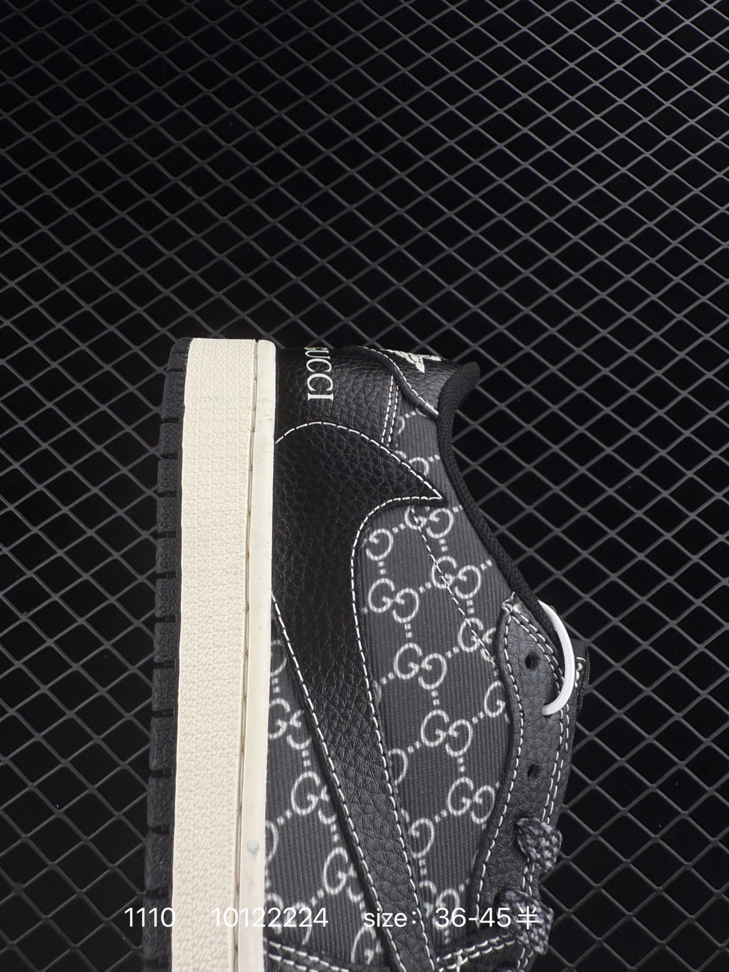 Nike Air Jordan 1 x Travis Scott AJ1